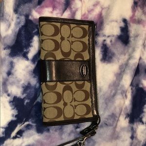 COACH hand bag, brown with dark brown